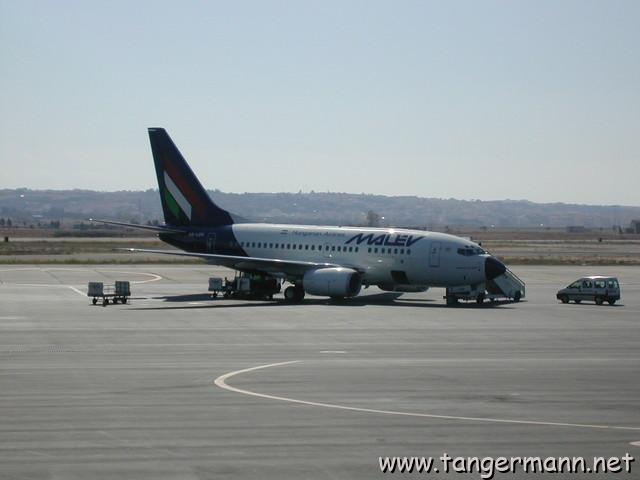 B737-600, Malev 263 (MA-LOD)